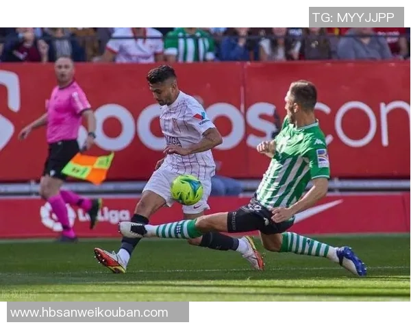 巴伦西亚主场迎战皇家贝蒂斯争夺西甲联赛关键三分